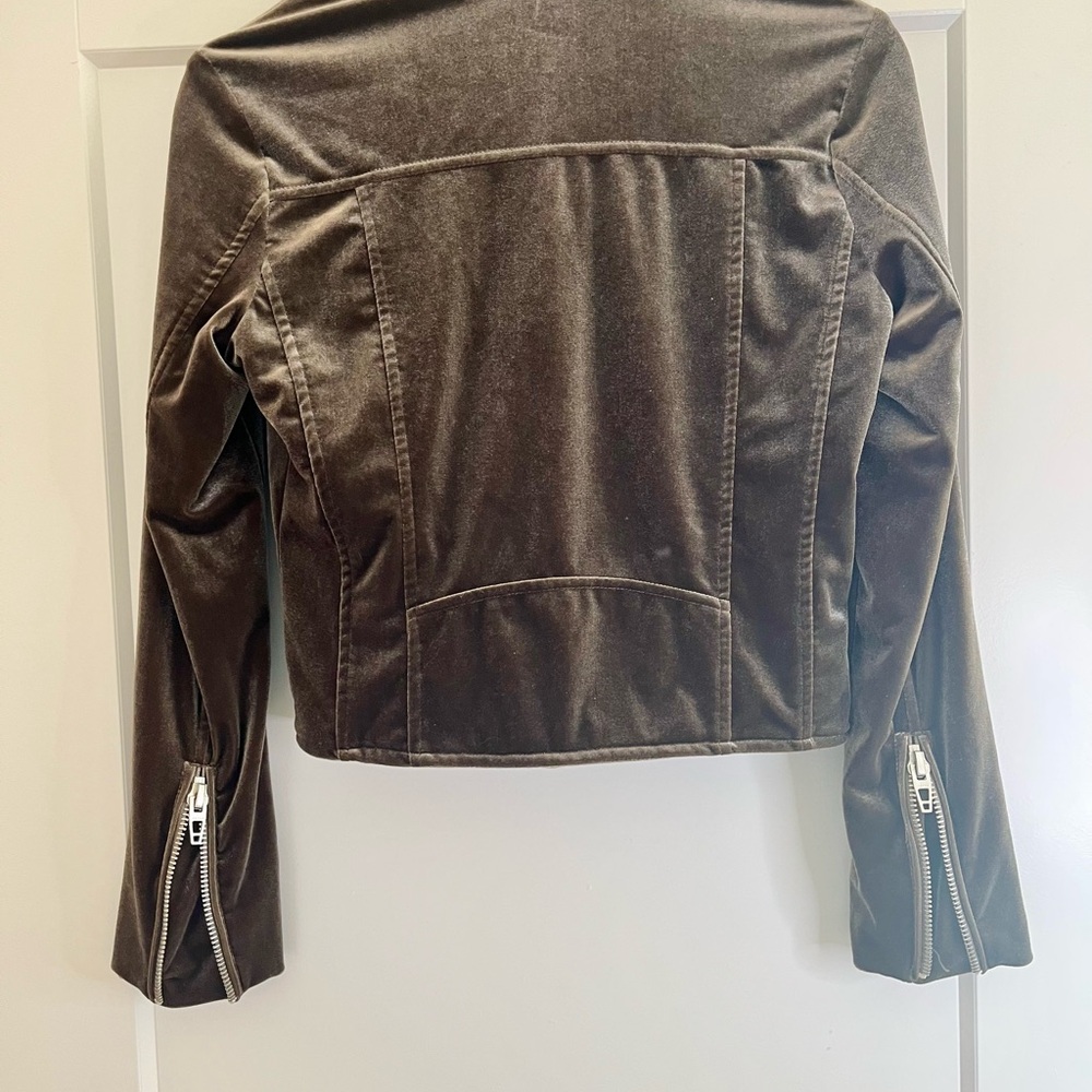 Velvet Moto Jacket in Brown BLANKNYC - Picture 3 of 4